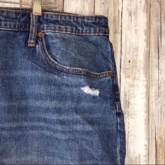 Universal Thread Boyfriend Plus Shorts - Picture 2 of 7